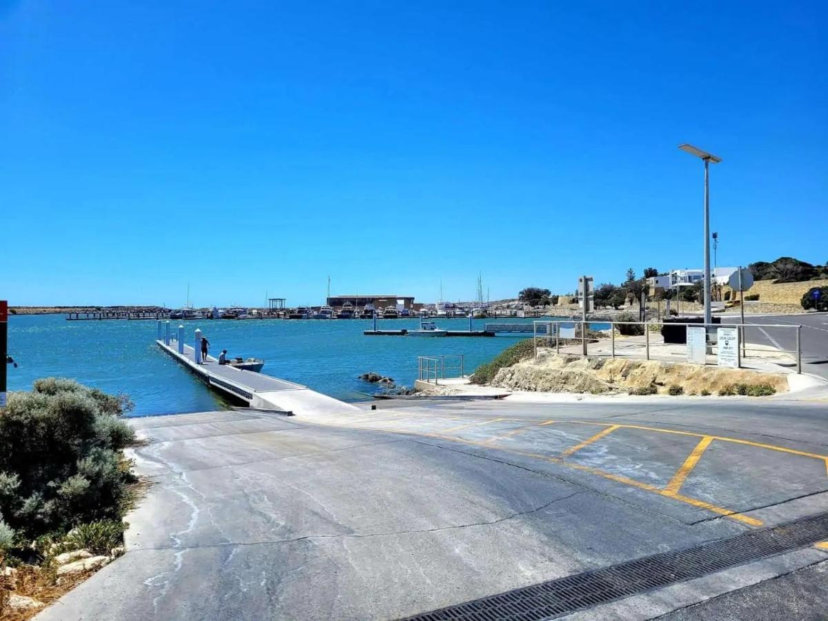 Yanchep Seaside Cottage ภายนอก รูปภาพ