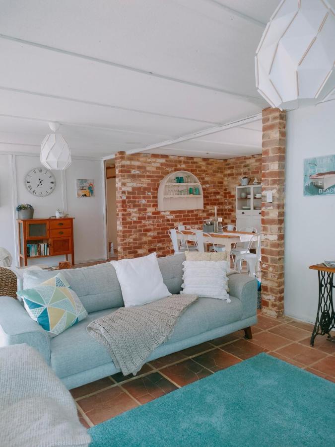 Yanchep Seaside Cottage ภายนอก รูปภาพ