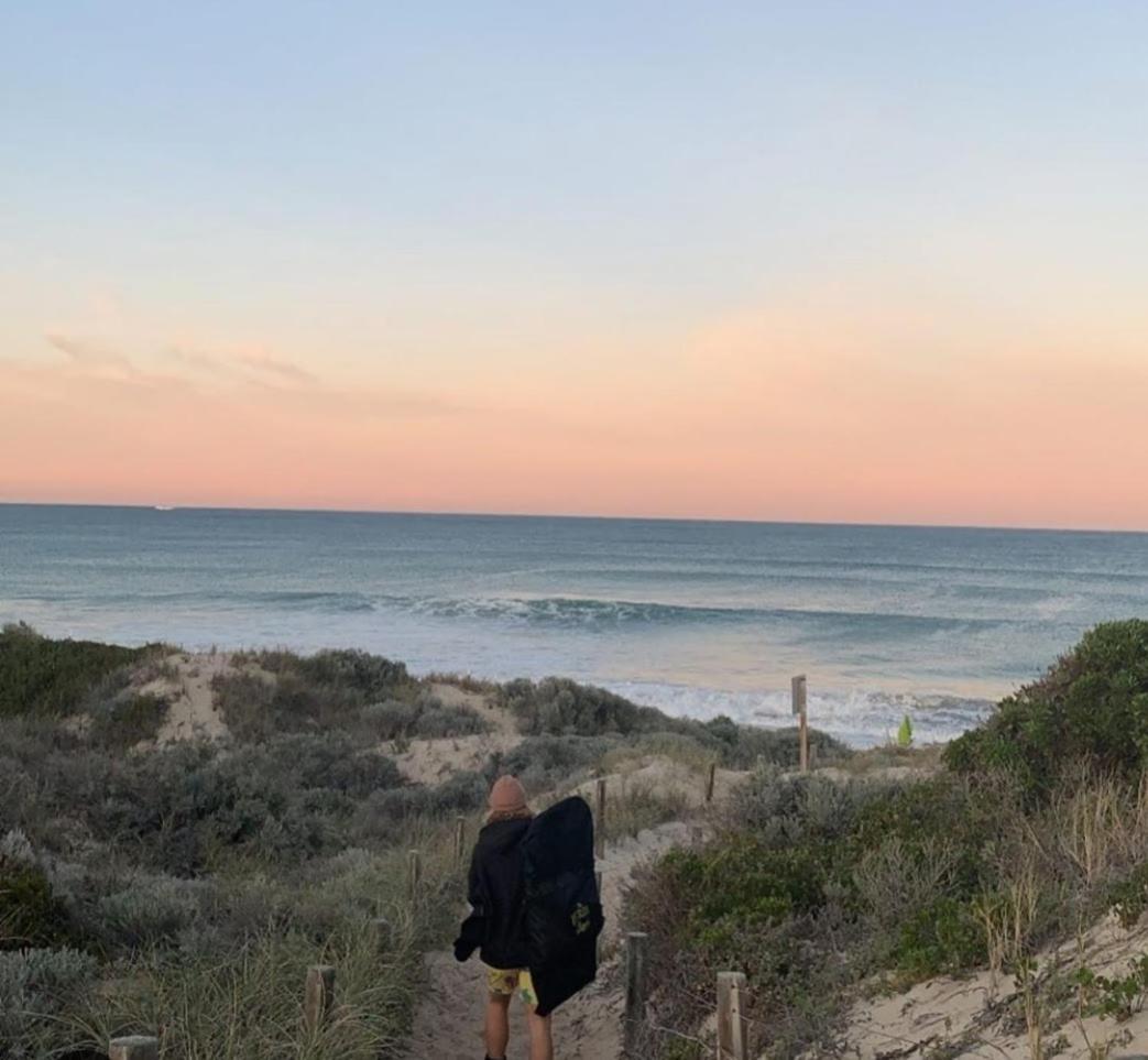 Yanchep Seaside Cottage ภายนอก รูปภาพ